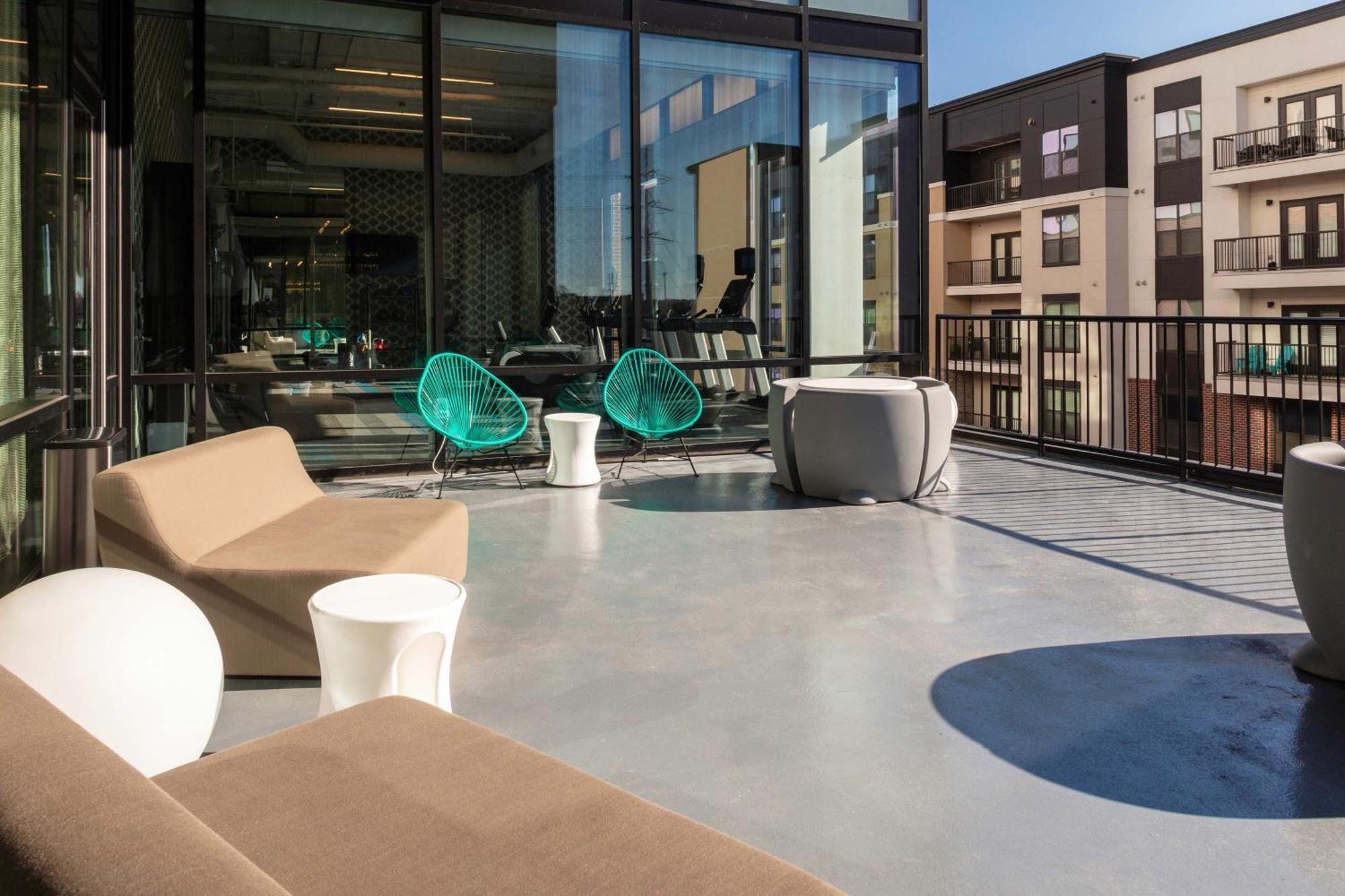 Aloft Atlanta At The Battery Atlanta Hotel Smyrna Exterior photo